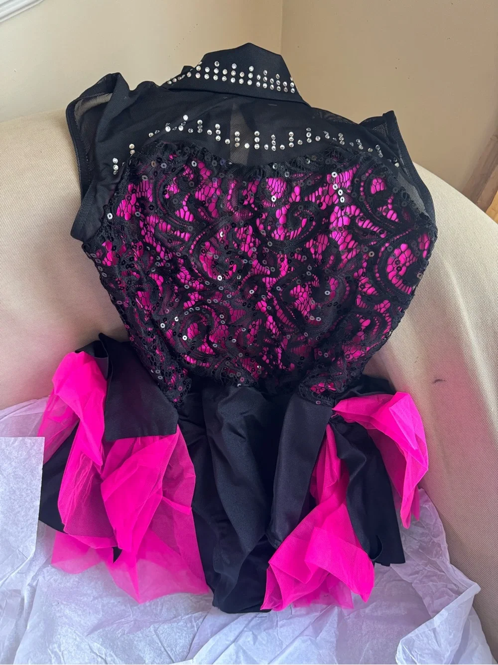 NWT Weissman tap/jazz costume Black & Hot Pink Sequin biketard with bustle LC